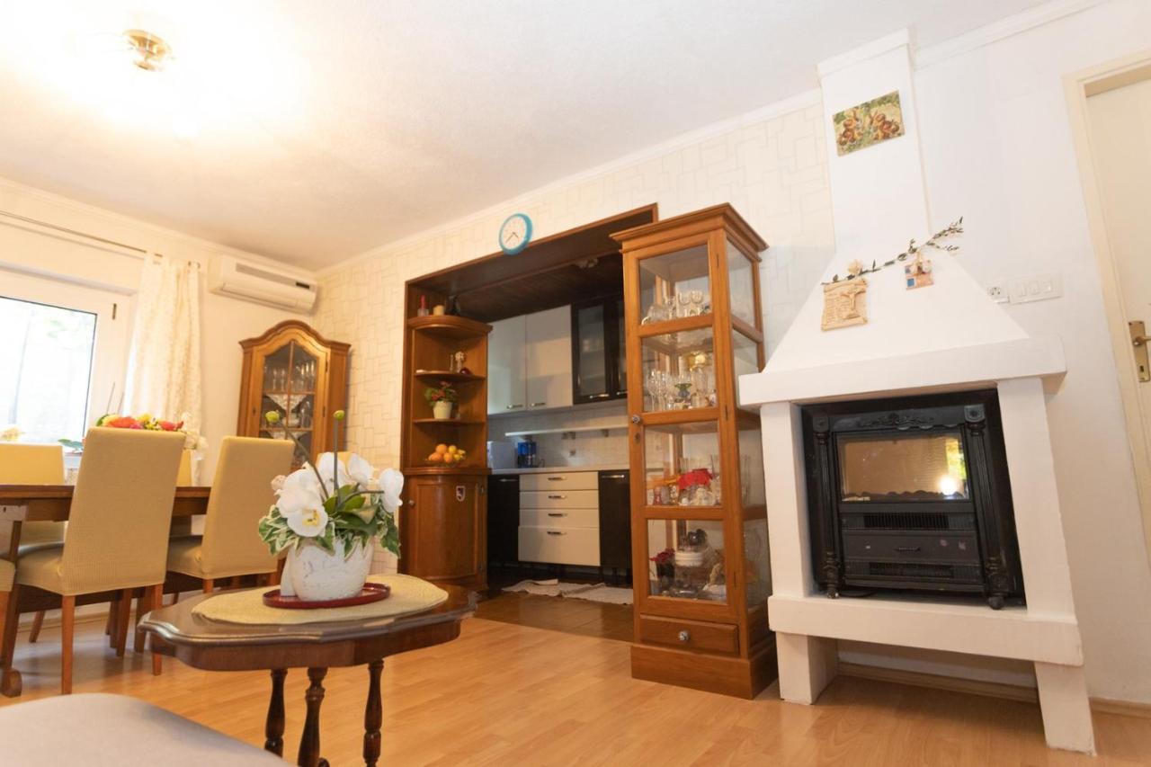 Apartment A&A Makarska Eksteriør billede